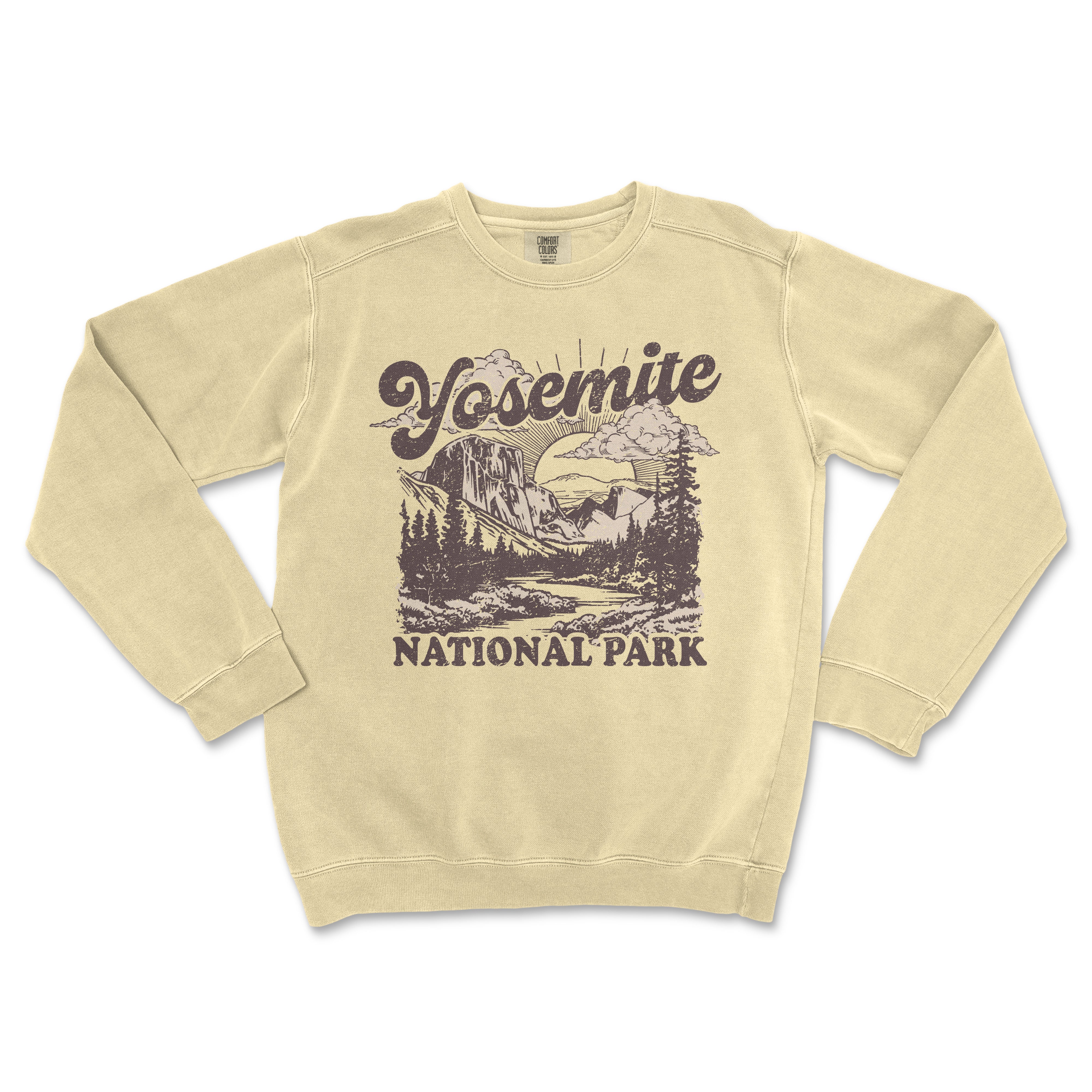 a cream sweatshirt with yosemite national park on it