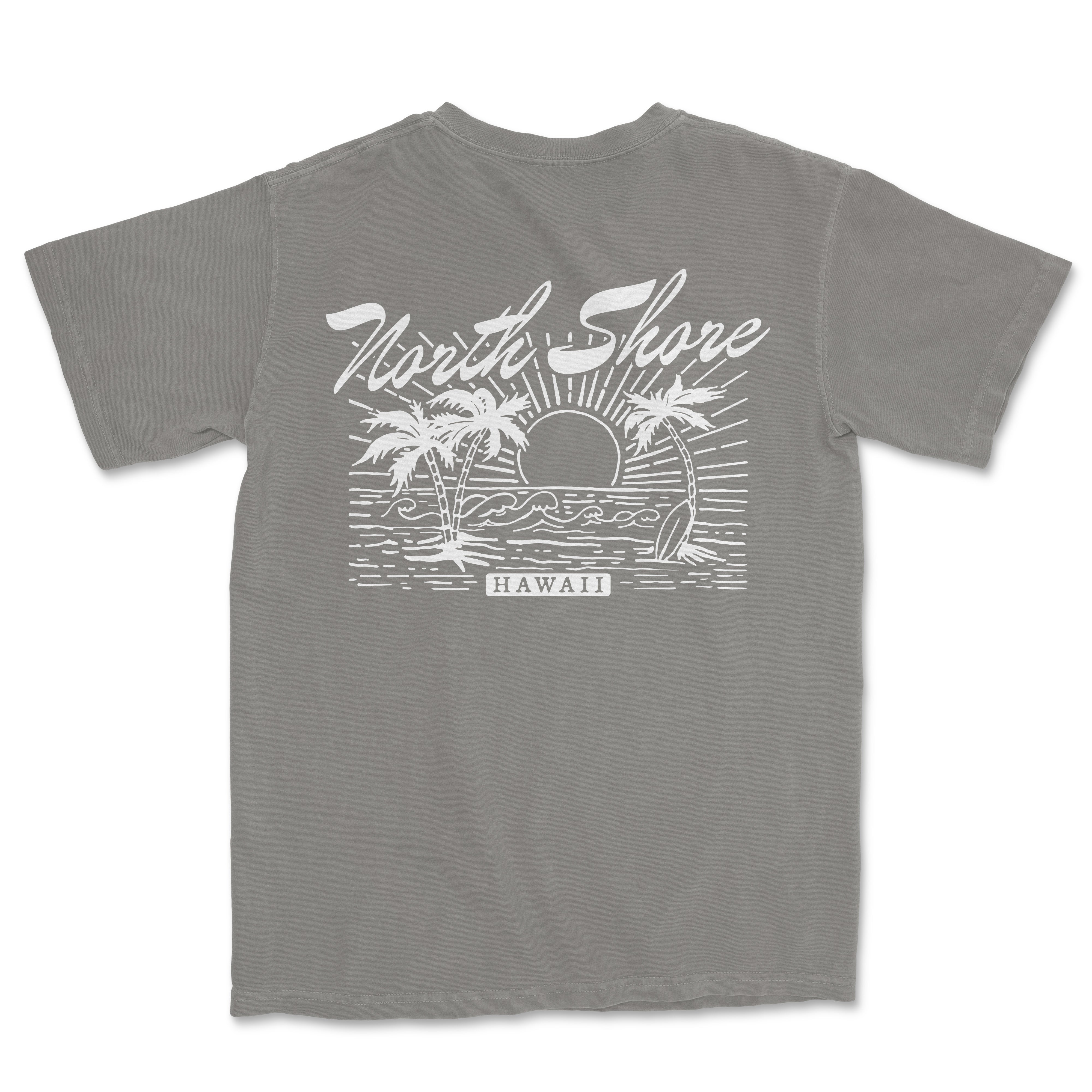 a gray t - shirt with a picture of a beach scene